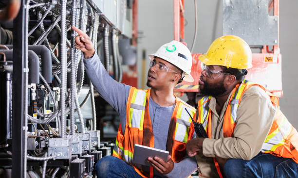 Best Affordable Emergency Electrician  in Kenosha, WI